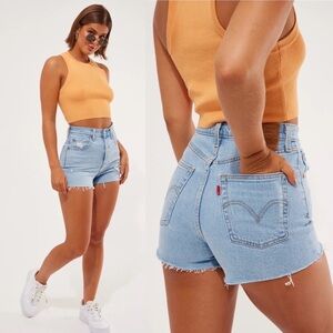NEW Levi's Ribcage Denim Jean High Rise Shorts Tango Pulse Size 29